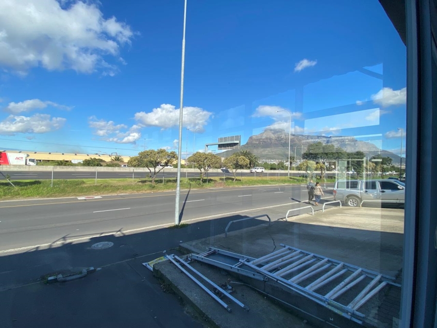 To Let commercial Property for Rent in Paarden Eiland Western Cape